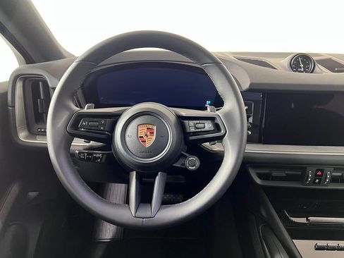 Certified 2026 Porsche Cayenne Coupe AWD/4WD image 23