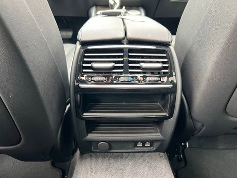 Used 2020 BMW 530i xDrive image 48