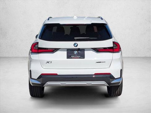 New 2026 BMW X1 xDrive28i AWD/4WD image 8