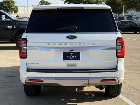 Used 2022 Ford Expedition Platinum RWD image 5