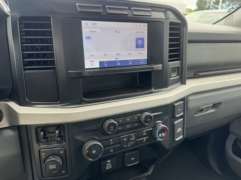 Used 2023 Ford F250 XLT AWD/4WD image 17