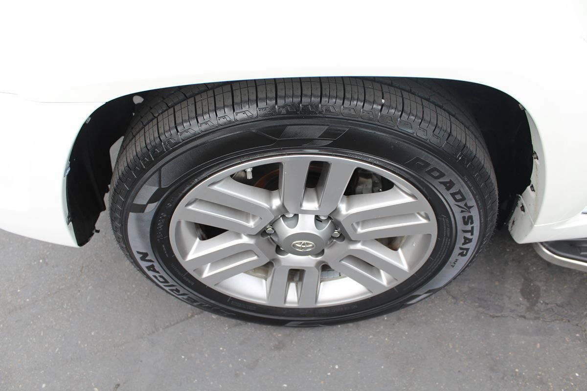 Used 2013 Toyota 4Runner Limited RWD image 11
