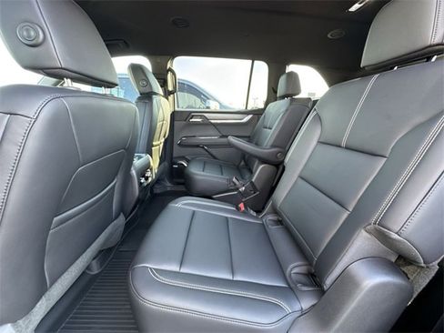 New 2026 GMC Acadia Elevation w/ Black Edition image 9