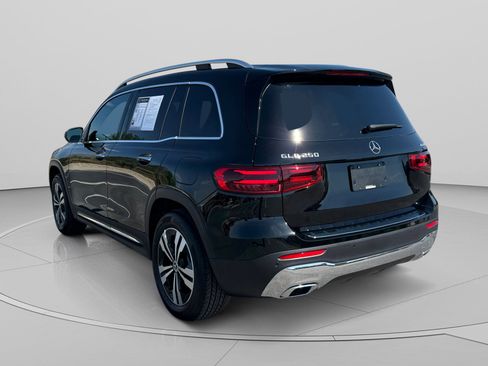 Used 2025 Mercedes-Benz GLB 250 4MATIC image 3