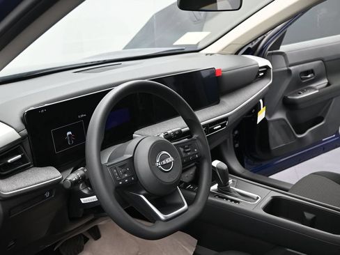 New 2026 Nissan Kicks S FWD image 10