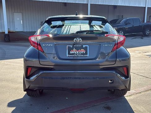 Used 2021 Toyota C-HR Limited image 6