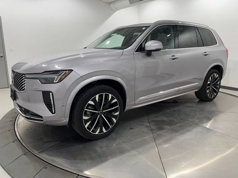 Certified 2026 Volvo XC90 B5 Plus AWD/4WD image 1