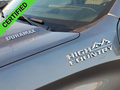 Certified 2021 Chevrolet Silverado 1500 High Country w/ Technology Package image 34