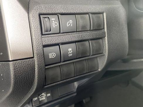 New 2025 Toyota Tacoma TRD Off-Road image 21