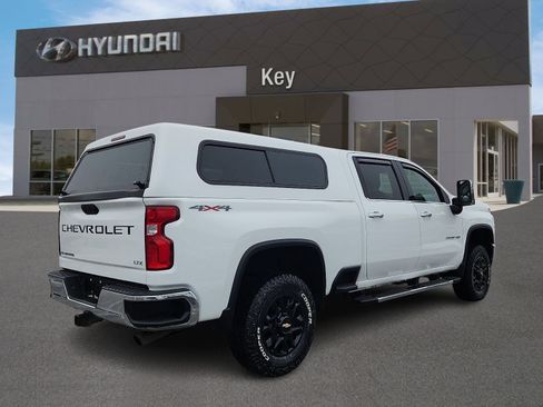 Used 2021 Chevrolet Silverado 2500 LTZ image 4