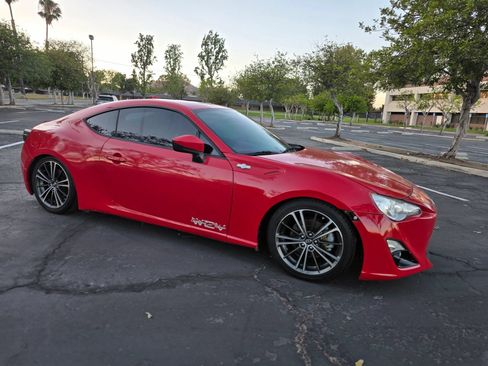 Used 2016 Scion FR-S RWD image 14