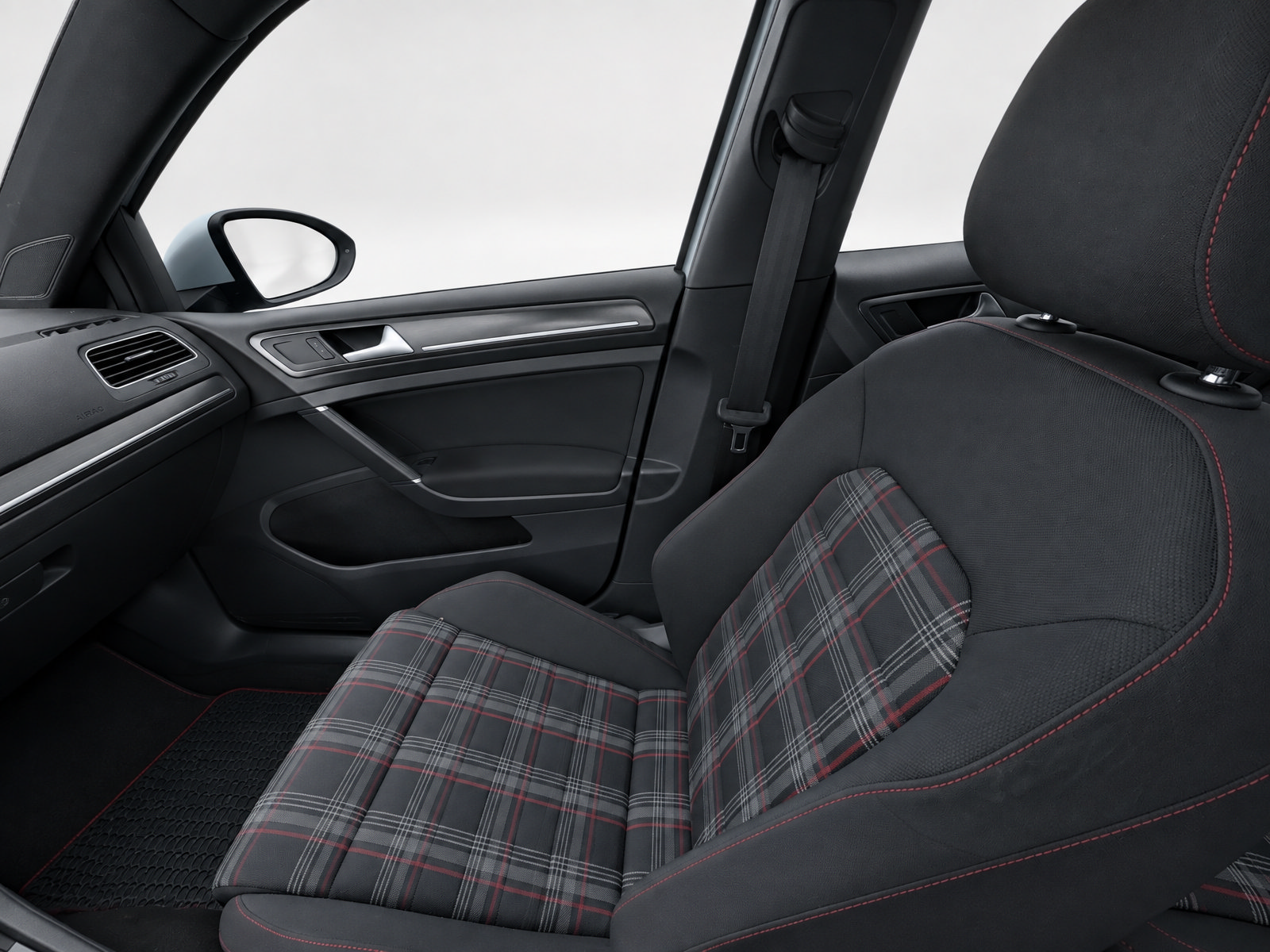 Used 2018 Volkswagen GTI SE FWD image 18