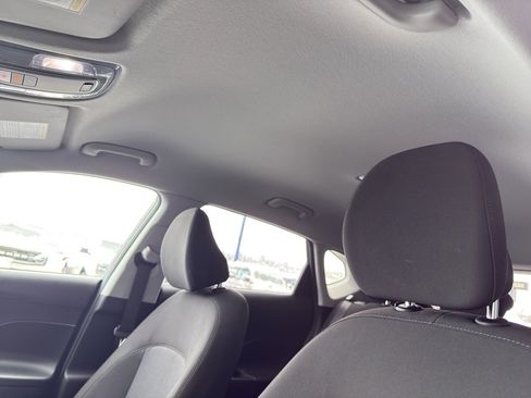 Used 2025 Hyundai Kona SEL image 24