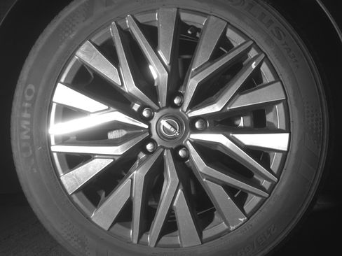 Used 2025 Nissan Altima 2.5 SV image 13