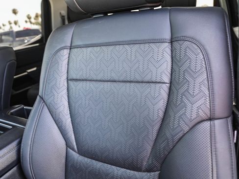 Used 2023 Toyota Tundra Limited AWD/4WD image 24