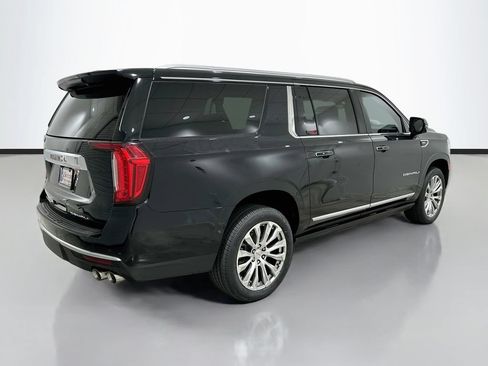 Certified 2023 GMC Yukon XL Denali AWD/4WD image 7