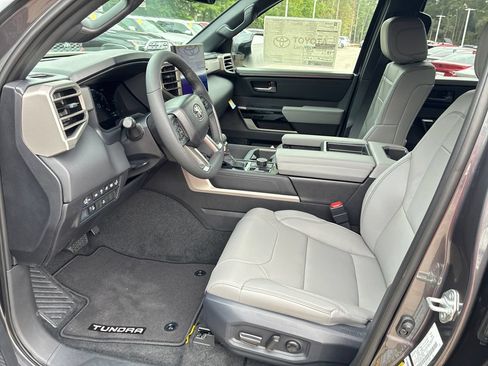New 2026 Toyota Tundra Limited AWD/4WD image 15