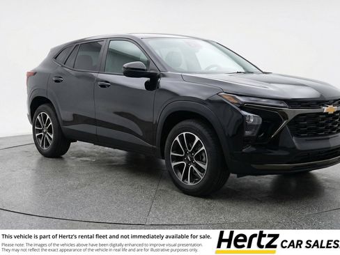 Used 2025 Chevrolet TrailBlazer LT image 1