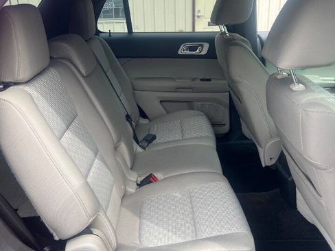 Used 2012 Ford Explorer XLT w/ Class III Trailer Tow Pkg image 21