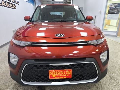 Used 2020 Kia Soul S image 2