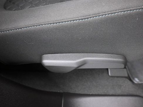 Used 2022 Chevrolet Blazer LT image 36