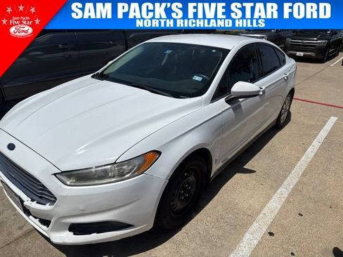 Used 2014 Ford Fusion S FWD image 1