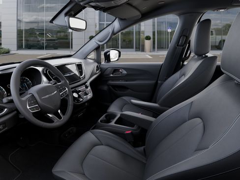 New 2026 Chrysler Pacifica Select image 22