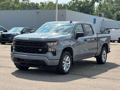 Used 2024 Chevrolet Silverado 1500 Custom AWD/4WD image 21