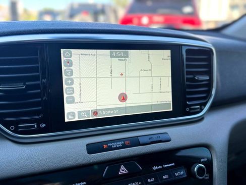 Used 2022 Kia Sportage EX w/ EX Technology Package image 42