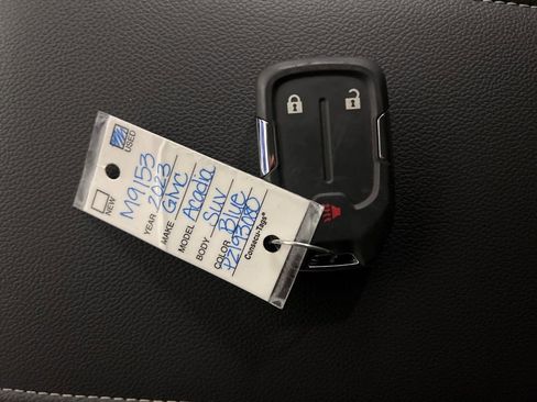 Certified 2023 GMC Acadia SLE image 20