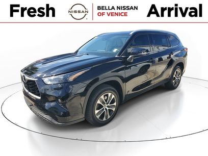 Used 2022 Toyota Highlander XLE