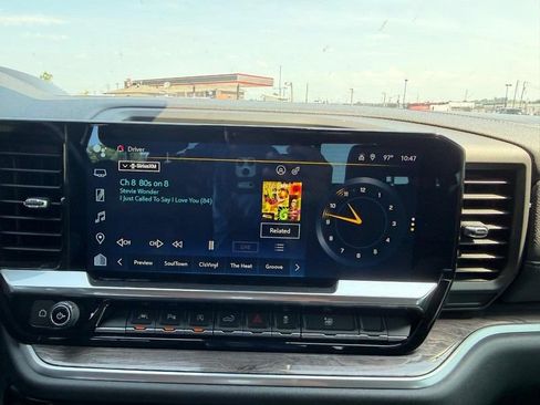 Used 2023 Chevrolet Silverado 1500 LTZ w/ Technology Package AWD/4WD image 12