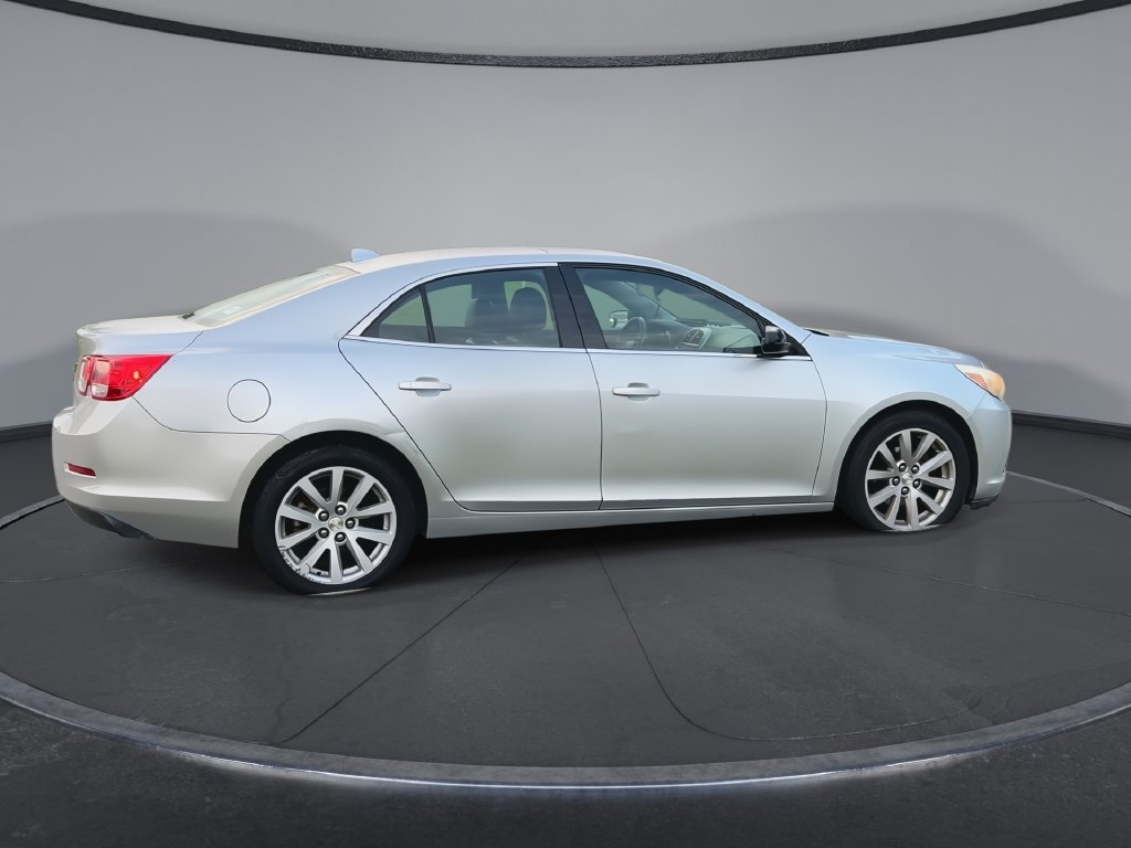 Used 2014 Chevrolet Malibu LT FWD image 9