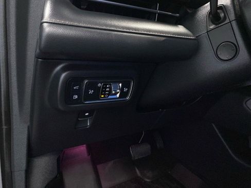 Used 2024 Lincoln Nautilus Reserve w/ Jet Appearance Package (87T) image 17