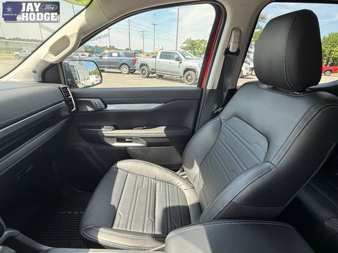Certified 2024 Ford Ranger Lariat RWD image 32