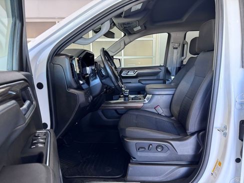 Certified 2025 Chevrolet Silverado 1500 RST image 12