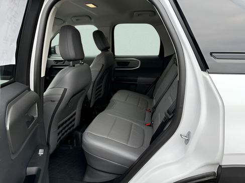 Used 2025 Ford Bronco Sport Badlands AWD/4WD image 5