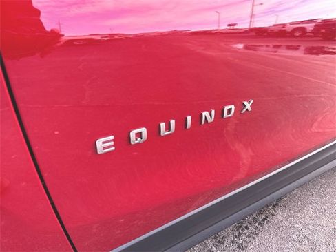 Used 2021 Chevrolet Equinox LT image 30