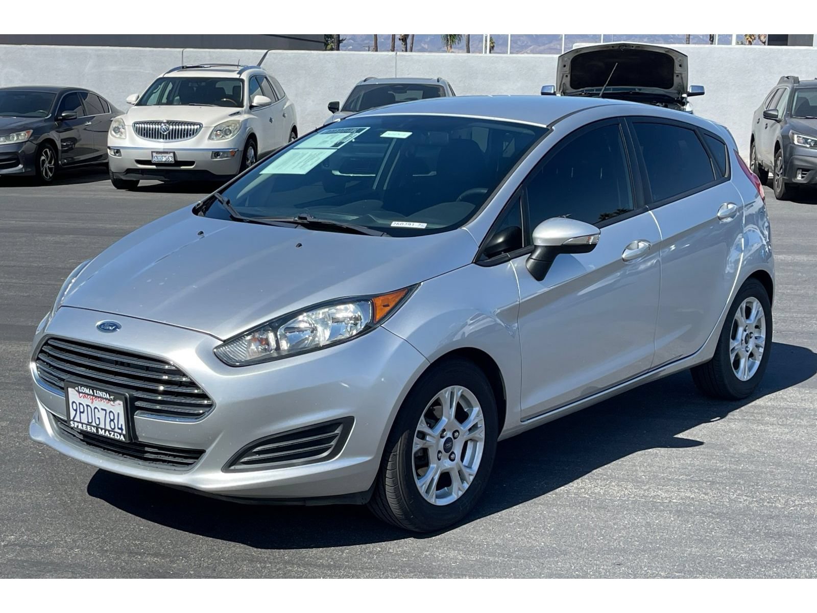 Used 2014 Ford Fiesta SE FWD image 2