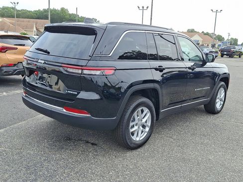 New 2025 Jeep Grand Cherokee Laredo X image 5