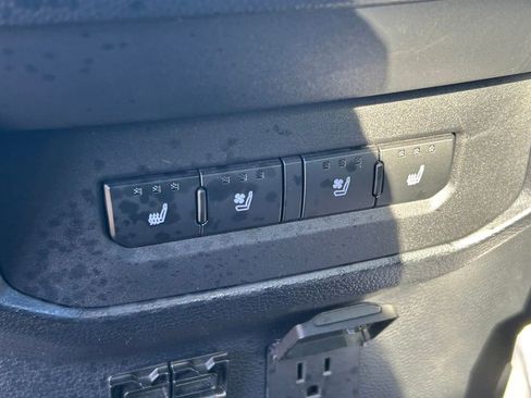 Used 2022 Toyota Tundra Platinum RWD image 24