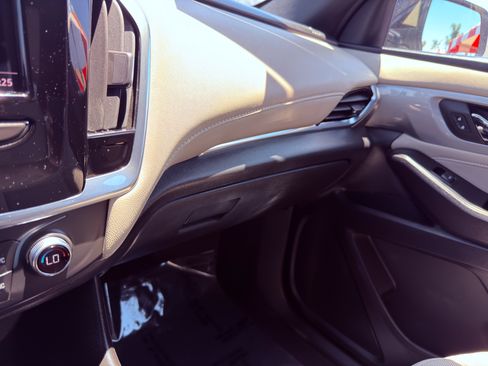 Used 2023 Chevrolet Traverse LS FWD image 36