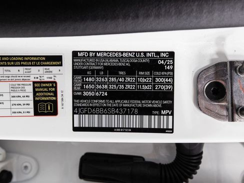 Certified 2025 Mercedes-Benz GLE 53 AMG 4MATIC Coupe image 39