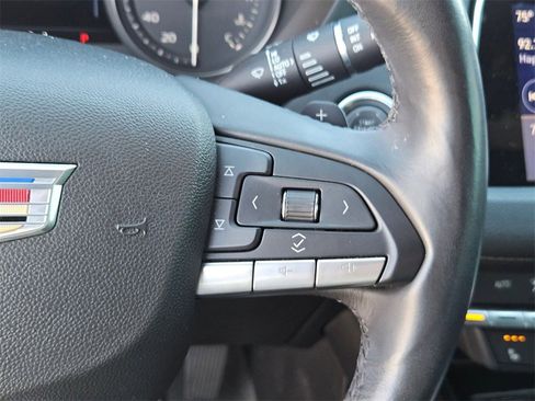 Used 2020 Cadillac XT4 Premium Luxury image 18