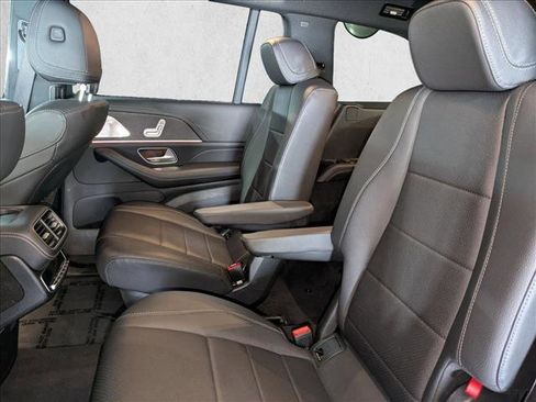 Certified 2023 Mercedes-Benz GLS 450 4MATIC image 19