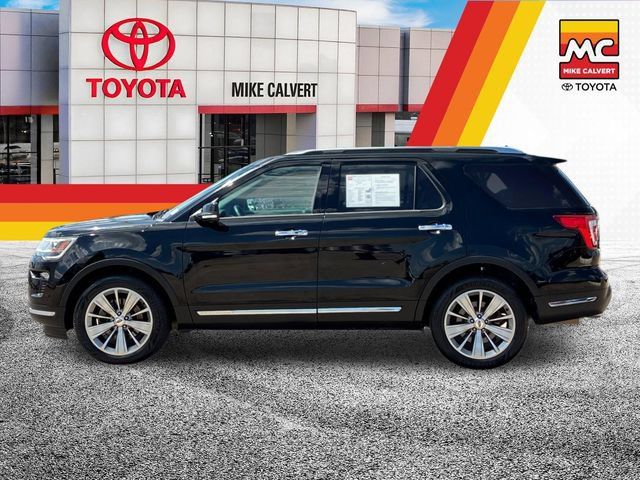 Used 2018 Ford Explorer Limited AWD/4WD image 2