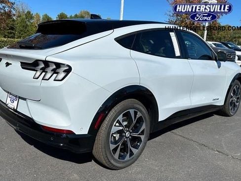 Used 2023 Ford Mustang Mach-E Premium AWD/4WD image 18