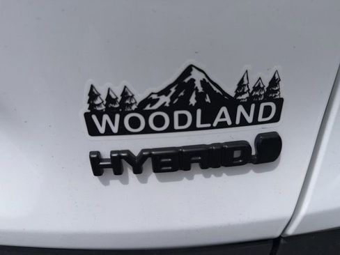 Used 2023 Toyota RAV4 AWD Hybrid image 23