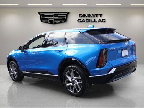 New 2026 Cadillac Optiq Luxury 1 image 3