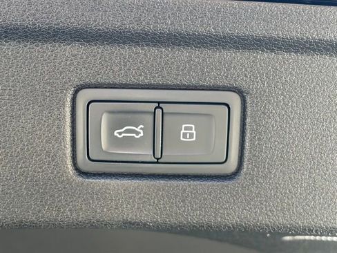 Used 2018 Audi A5 2.0T Premium Plus w/ Premium Plus image 14